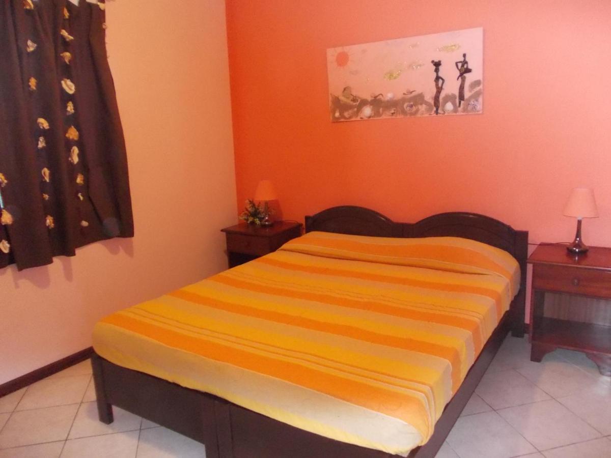 Casa Comba Bed & Breakfast มินเดโล ภายนอก รูปภาพ